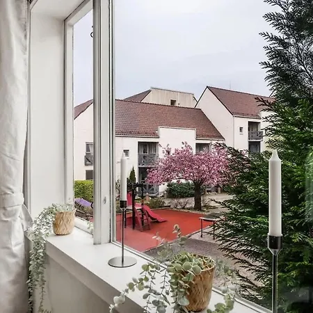 Historic Townhouse - 2 Baths 3 Floors 100 Percent Charm Будинок відпочинку