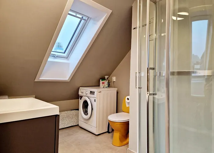 Historic Townhouse - 2 Baths 3 Floors 100 Percent Charm Ferienhaus Bergen